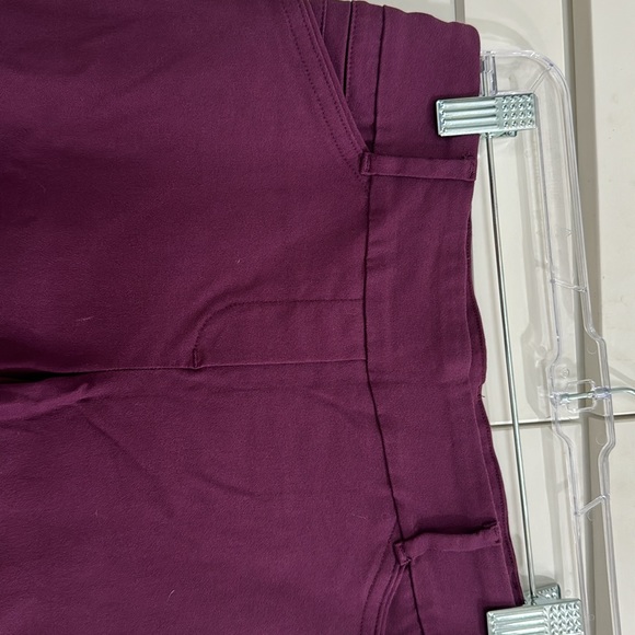 Women’s capri pants - Picture 2 of 3